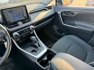 2021 Toyota RAV4 LE AWD