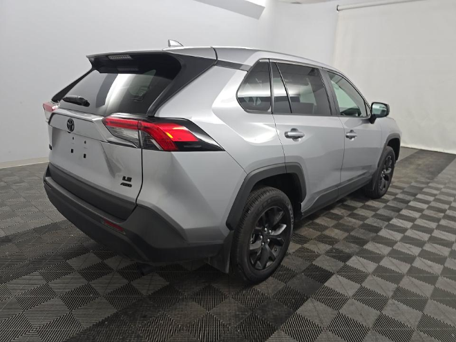 2025 Toyota RAV4 LE AWD