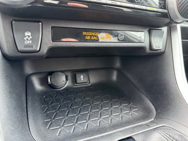 2021 Toyota RAV4 LE AWD