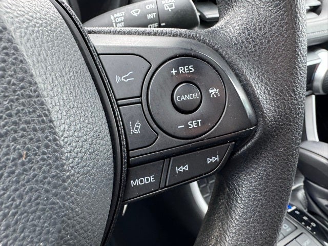 2021 Toyota RAV4 LE AWD