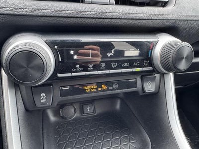 2021 Toyota RAV4 LE AWD