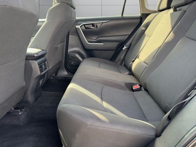 2022 Toyota RAV4 LE AWD