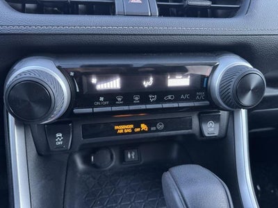 2019 Toyota RAV4 LE AWD