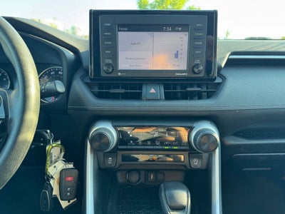 2021 Toyota RAV4 LE AWD