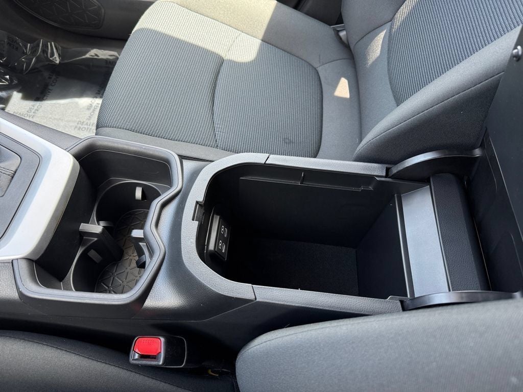 2023 Toyota RAV4 LE AWD