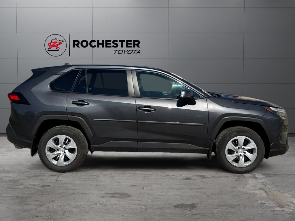 2024 Toyota RAV4 LE AWD