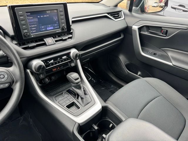 2022 Toyota RAV4 LE AWD