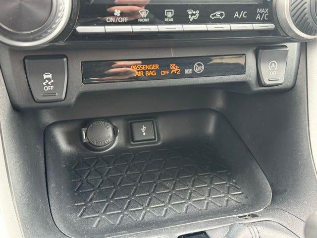 2022 Toyota RAV4 LE AWD