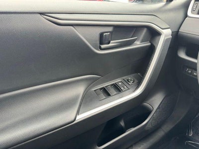 2022 Toyota RAV4 LE AWD