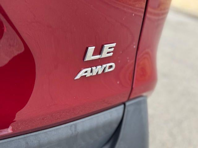 2022 Toyota RAV4 LE AWD