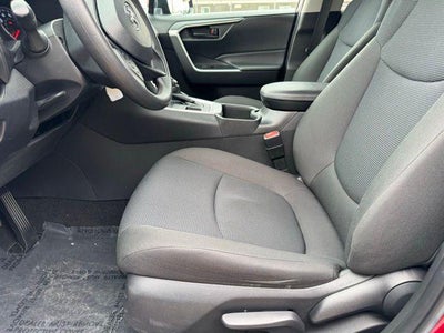 2022 Toyota RAV4 LE AWD