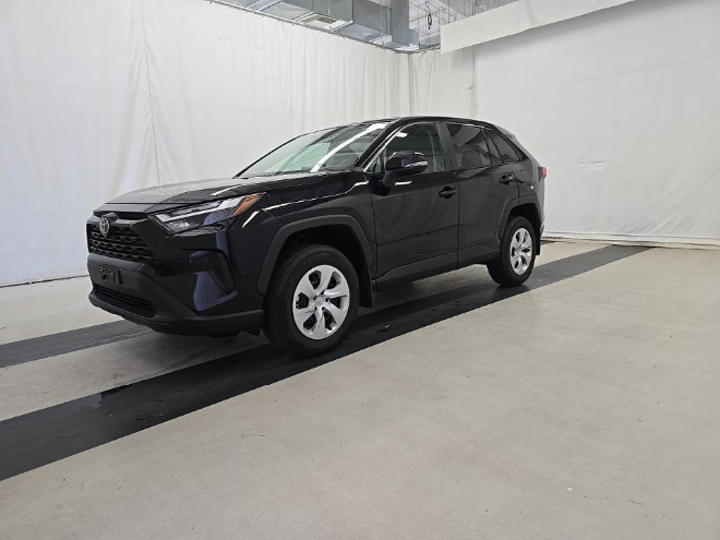 2025 Toyota RAV4 LE AWD