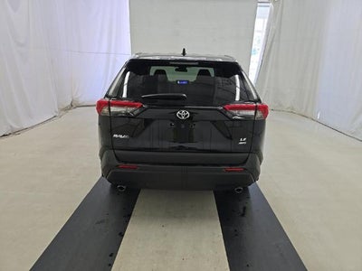 2025 Toyota RAV4 LE AWD
