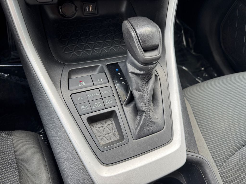 2023 Toyota RAV4 LE AWD