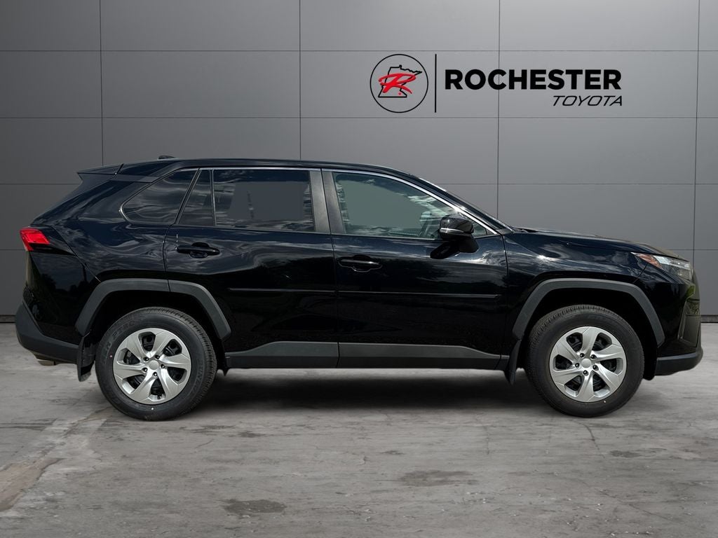 2023 Toyota RAV4 LE AWD