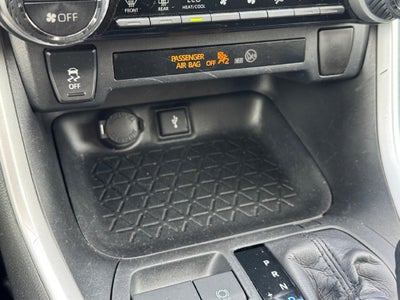 2020 Toyota RAV4 Hybrid LE AWD