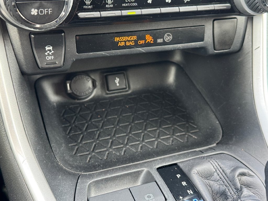 2020 Toyota RAV4 Hybrid LE AWD