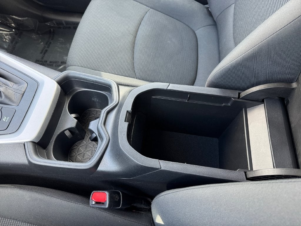 2020 Toyota RAV4 Hybrid LE AWD
