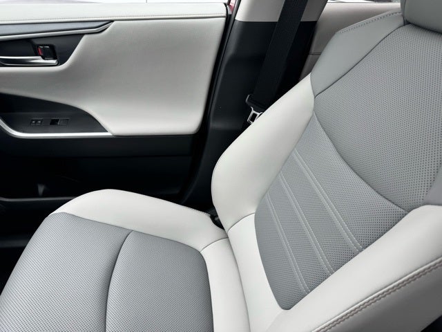 2025 Toyota RAV4 Limited AWD