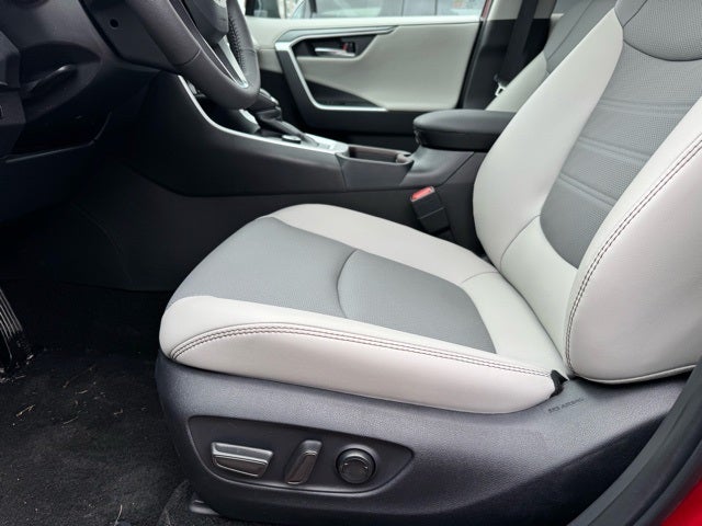 2025 Toyota RAV4 Limited AWD