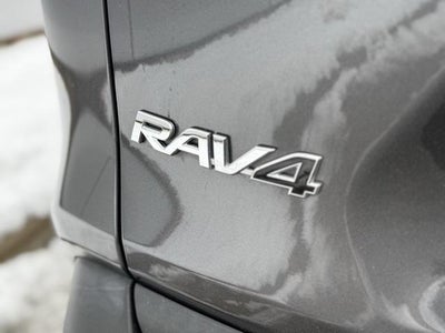 2022 Toyota RAV4 XLE AWD