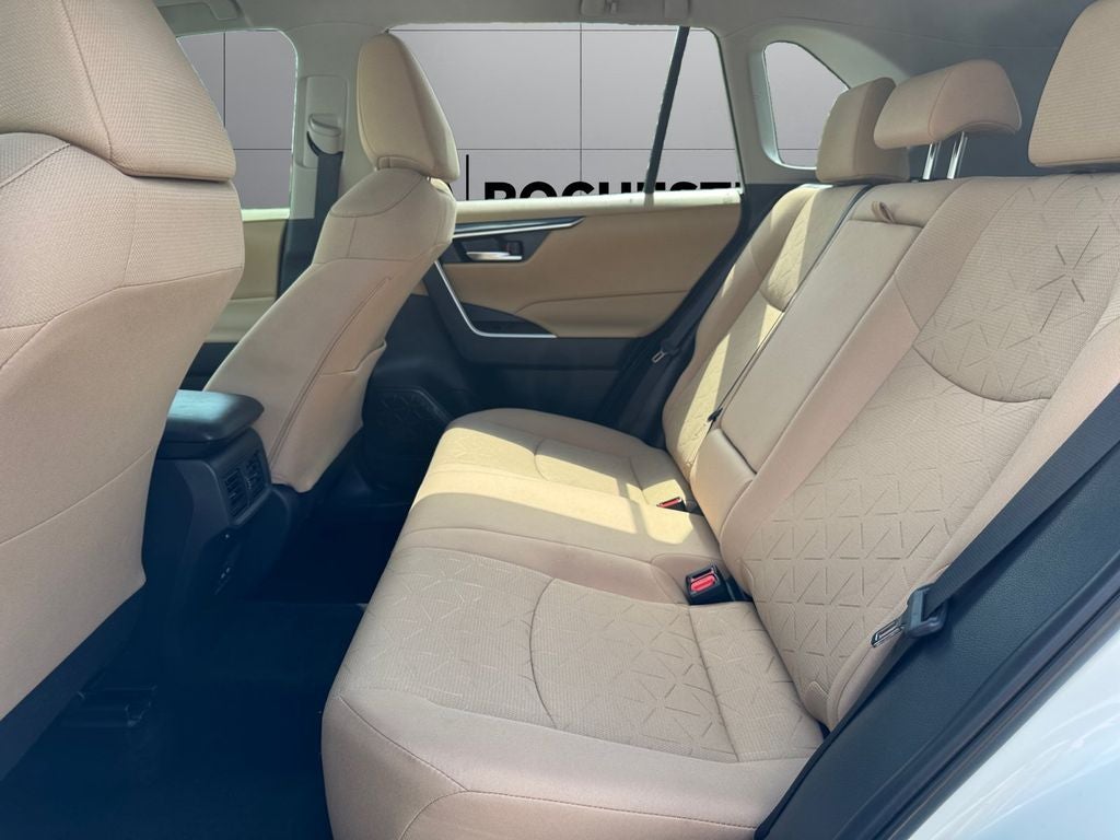 2025 Toyota RAV4 XLE AWD