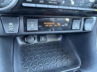 2020 Toyota RAV4 XLE AWD