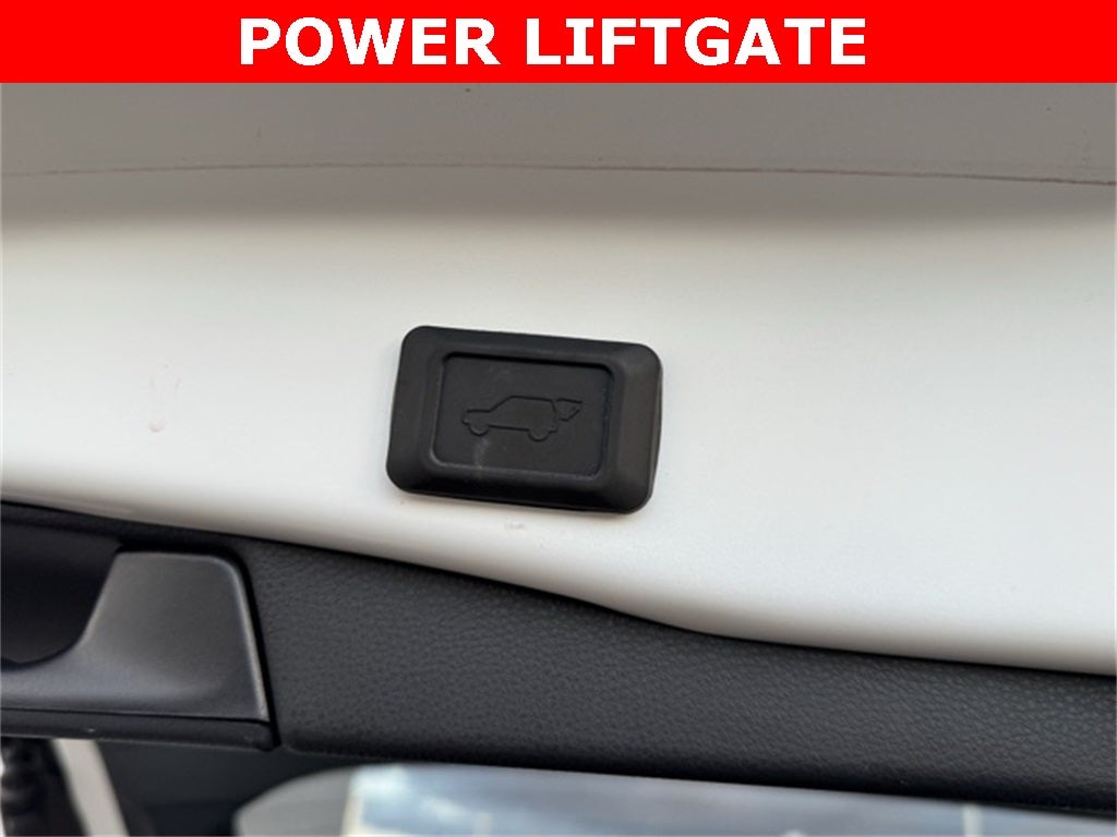 2024 Toyota RAV4 XLE AWD