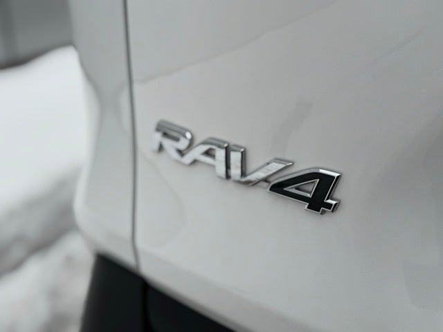 2025 Toyota RAV4 XLE AWD