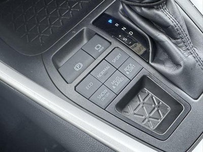 2025 Toyota RAV4 XLE AWD