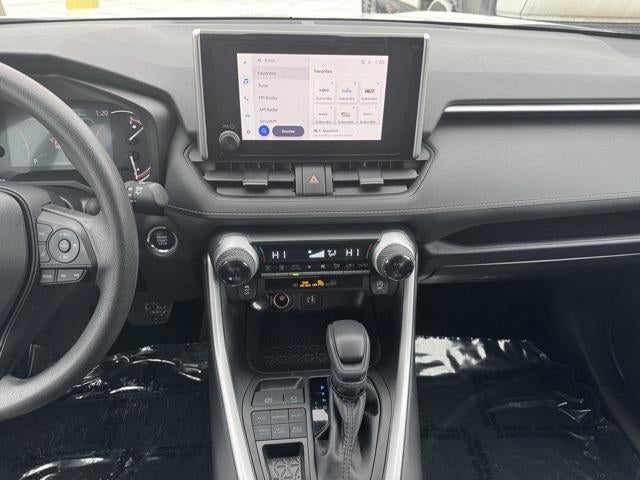 2025 Toyota RAV4 XLE AWD
