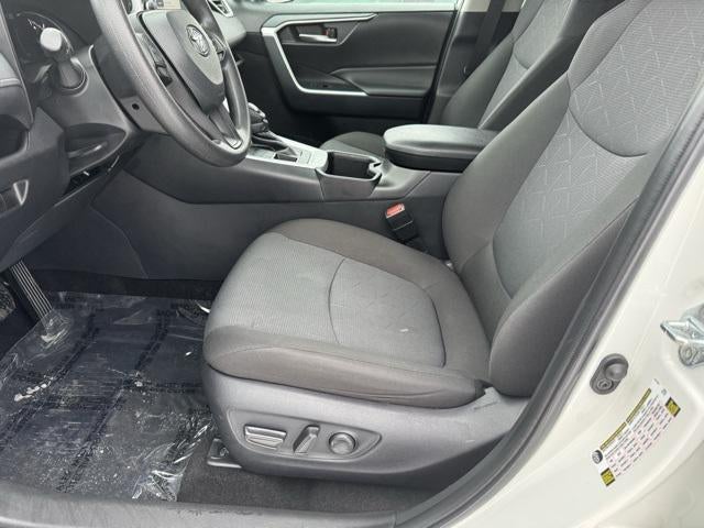 2025 Toyota RAV4 XLE AWD