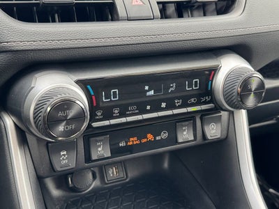 2025 Toyota RAV4 XLE AWD