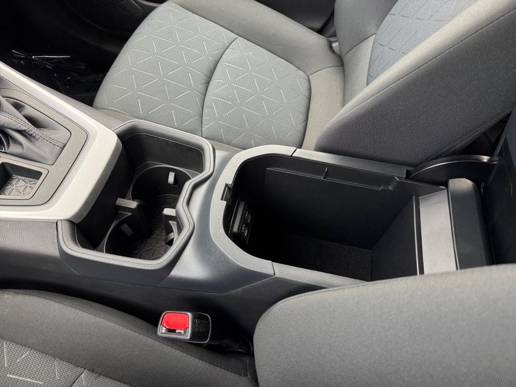 2025 Toyota RAV4 XLE AWD