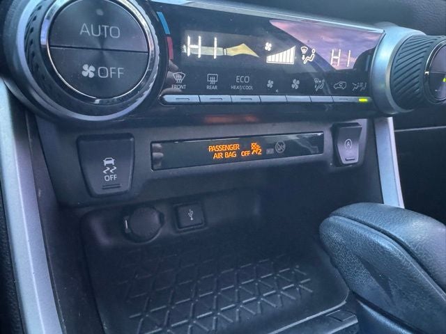 2022 Toyota RAV4 XLE AWD