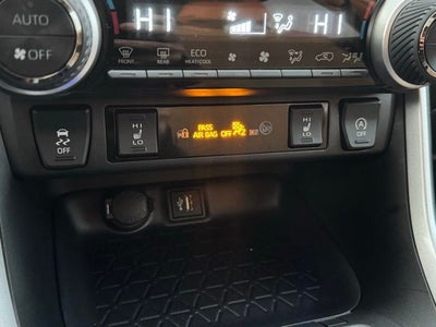 2025 Toyota RAV4 XLE AWD