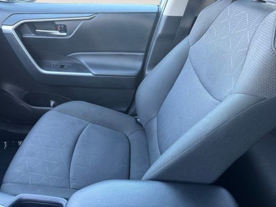 2025 Toyota RAV4 XLE AWD