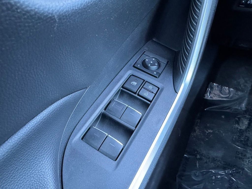 2025 Toyota RAV4 XLE AWD