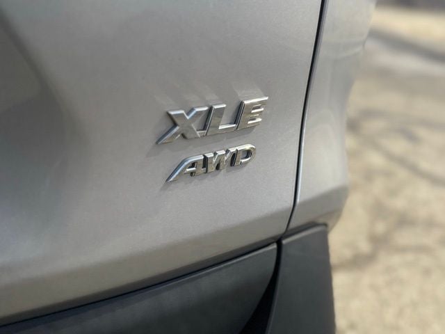 2021 Toyota RAV4 XLE AWD