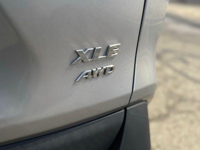 2021 Toyota RAV4 XLE AWD