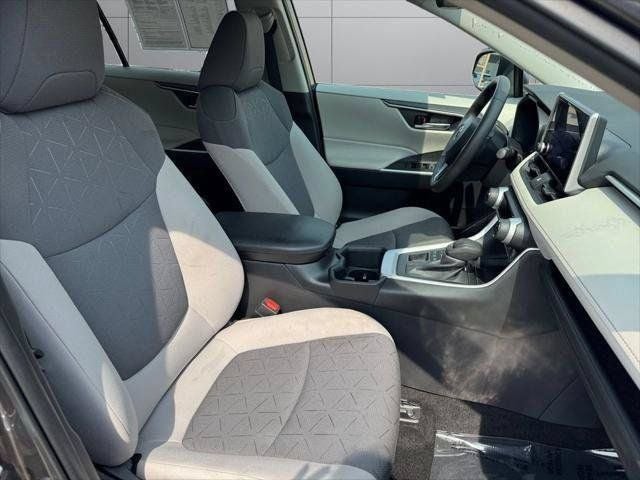 2024 Toyota RAV4 XLE AWD