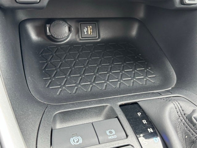 2025 Toyota RAV4 XLE AWD