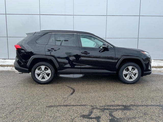 2025 Toyota RAV4 XLE AWD