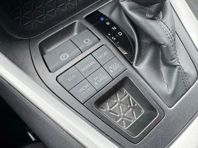 2025 Toyota RAV4 XLE AWD