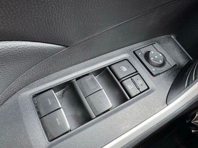 2025 Toyota RAV4 XLE AWD