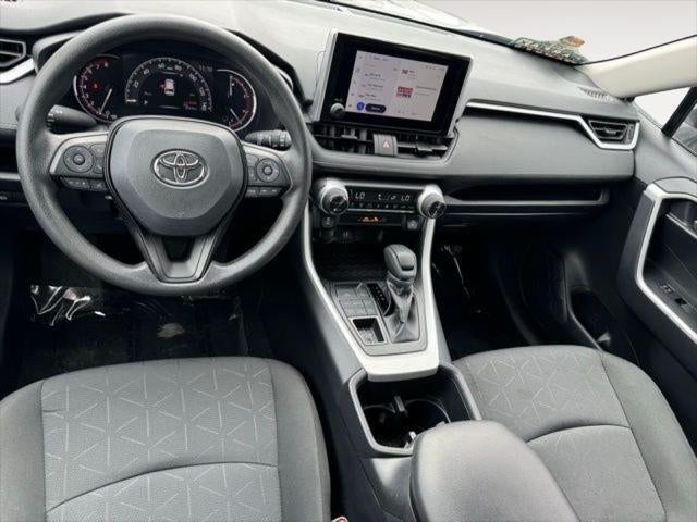 2025 Toyota RAV4 XLE AWD