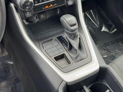 2025 Toyota RAV4 XLE AWD