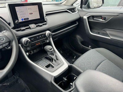 2025 Toyota RAV4 XLE AWD