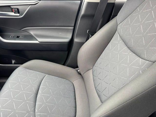 2025 Toyota RAV4 XLE AWD