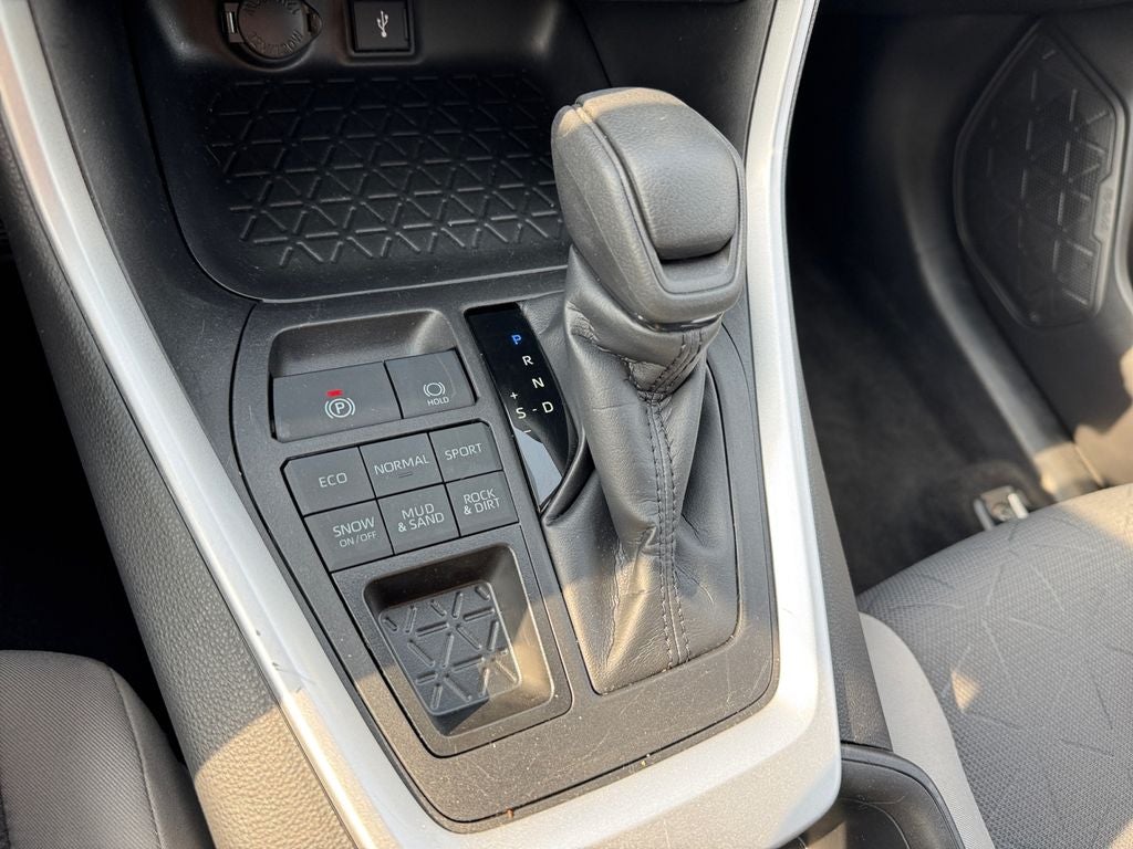 2022 Toyota RAV4 XLE AWD